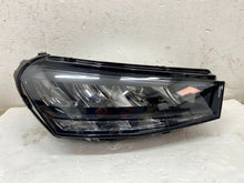 Laden Sie das Bild in den Galerie-Viewer, Frontscheinwerfer Skoda Fabia IV 6VB941016 Rechts Scheinwerfer Headlight SCH6823912994wt