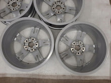 Laden Sie das Bild in den Galerie-Viewer, 4x Alufelge 17 Zoll 6.5" 5x112 43ET 8V0601025DK Audi Rim Wheel FEL6709419927sw