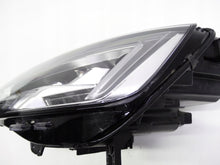Laden Sie das Bild in den Galerie-Viewer, Frontscheinwerfer Audi A4 B9 8W0941033 LED Links Scheinwerfer Headlight