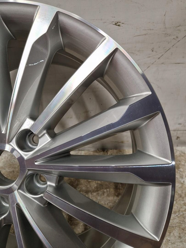 1x Alufelge 18 Zoll 7.0" 5x112 43ET 565601025E Skoda Kodiaq Rim Wheel FEL4592990269za