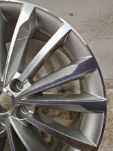 Load image into Gallery viewer, 1x Alufelge 18 Zoll 7.0" 5x112 43ET 565601025E Skoda Kodiaq Rim Wheel FEL4592990269za