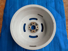 Load image into Gallery viewer, 1x Alufelge 16 Zoll 6.5" 4x98 52028548 Fiat 500 Rim Wheel FEL7519660014zj