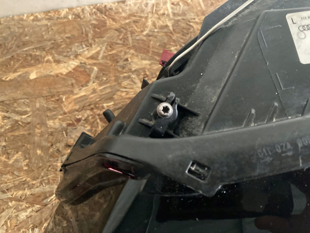 Frontscheinwerfer Audi Q5 8R0941043 Xenon Links Scheinwerfer Headlight