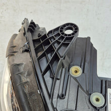 Load image into Gallery viewer, Frontscheinwerfer Mercedes-Benz W206 A2069068204 Full LED Rechts Headlight SCH8485916092wb