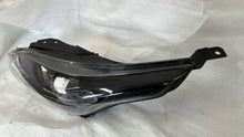 Laden Sie das Bild in den Galerie-Viewer, Frontscheinwerfer Kia Ceed J792111010 LED Links Scheinwerfer Headlight