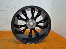 Laden Sie das Bild in den Galerie-Viewer, 1x Alufelge 17 Zoll 7.0" 5x112 40ET Glanz Silber 5NN601025K Mg Tiguan Allspace FEL1141930940sy