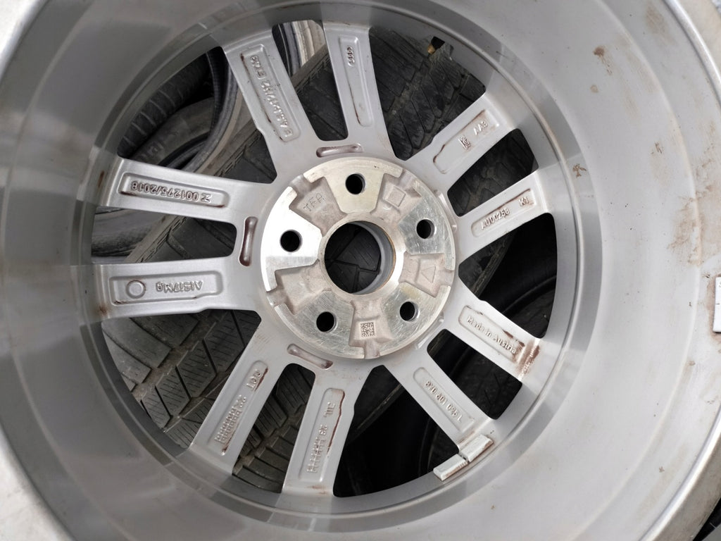 4x Alufelge 17 Zoll 6.5" 5x112 43ET Glanz Silber 8Y0601025L Audi A3 I Rim Wheel FEL1782571461kf