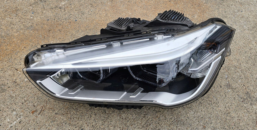 Frontscheinwerfer BMW X1 F48 7495003 Links Scheinwerfer Headlight SCH8329442042hu