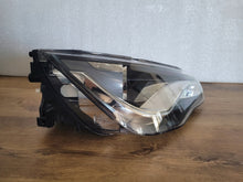 Laden Sie das Bild in den Galerie-Viewer, Frontscheinwerfer Audi A1 8X0941006 LED Rechts Scheinwerfer Headlight