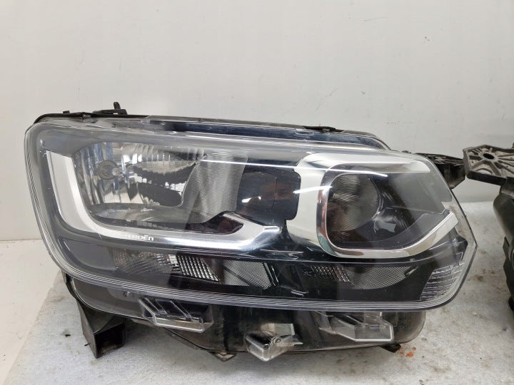 Frontscheinwerfer Citroën Berlingo 9816824880 LED Ein Satz Headlight SCH6395009588fm