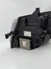Laden Sie das Bild in den Galerie-Viewer, Frontscheinwerfer VW Crafter 7C1941036B Ein Stück (Rechts oder Links) Headlight SCH7359966773ow