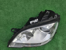 Laden Sie das Bild in den Galerie-Viewer, Frontscheinwerfer Mercedes-Benz W164 A1648205861 Links Scheinwerfer Headlight SCH8126913461on