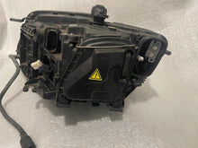 Laden Sie das Bild in den Galerie-Viewer, Frontscheinwerfer Audi Q5 8R0941032C 90038857 Xenon Rechts Headlight