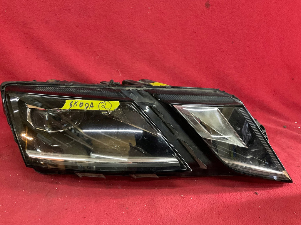 Frontscheinwerfer Skoda Octavia III 5E1941018F LE15A6369 Rechts Headlight SCH5225909251fe