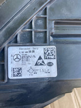 Laden Sie das Bild in den Galerie-Viewer, Frontscheinwerfer Mercedes-Benz Gle A1679065608 LED Rechts Headlight