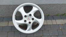Load image into Gallery viewer, 1x Alufelge 18 Zoll 7.5" 5x130 50ET Glanz Grau 99336213406- Porsche 911 996 FEL3142124771tj