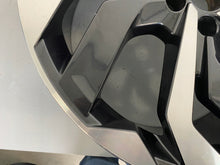 Load image into Gallery viewer, 1x Alufelge 21 Zoll 9.5" 5x112 36ET Glanz Schwarz 4KE601025A Audi E-Tron FEL4769531975ov