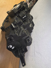 Laden Sie das Bild in den Galerie-Viewer, Frontscheinwerfer Ford Kuga LV4B-13E016-AL LED Rechts Scheinwerfer Headlight SCH1890029398xe