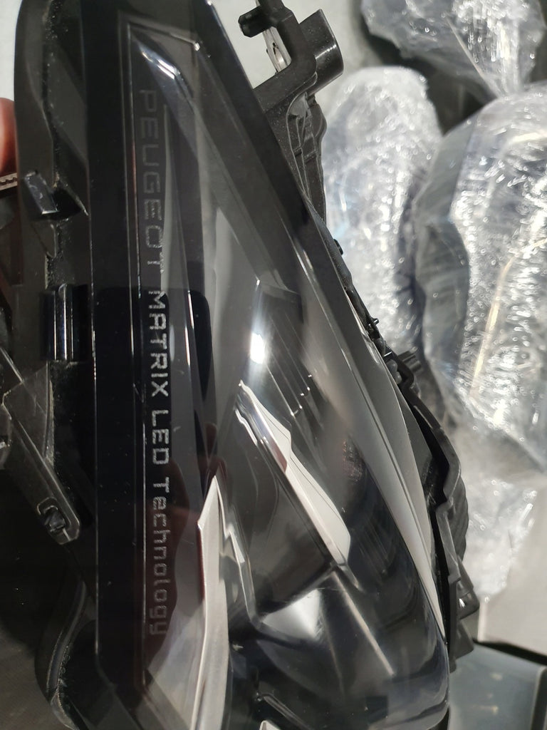 Frontscheinwerfer Peugeot 308 94891148 LED Rechts Scheinwerfer Headlight SCH7681059089zt