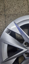 Load image into Gallery viewer, 1x Alufelge 17 Zoll 7.0" 5x112 46ET Glanz Silber 5E3601025E Skoda Octavia Iv FEL1634938419cy