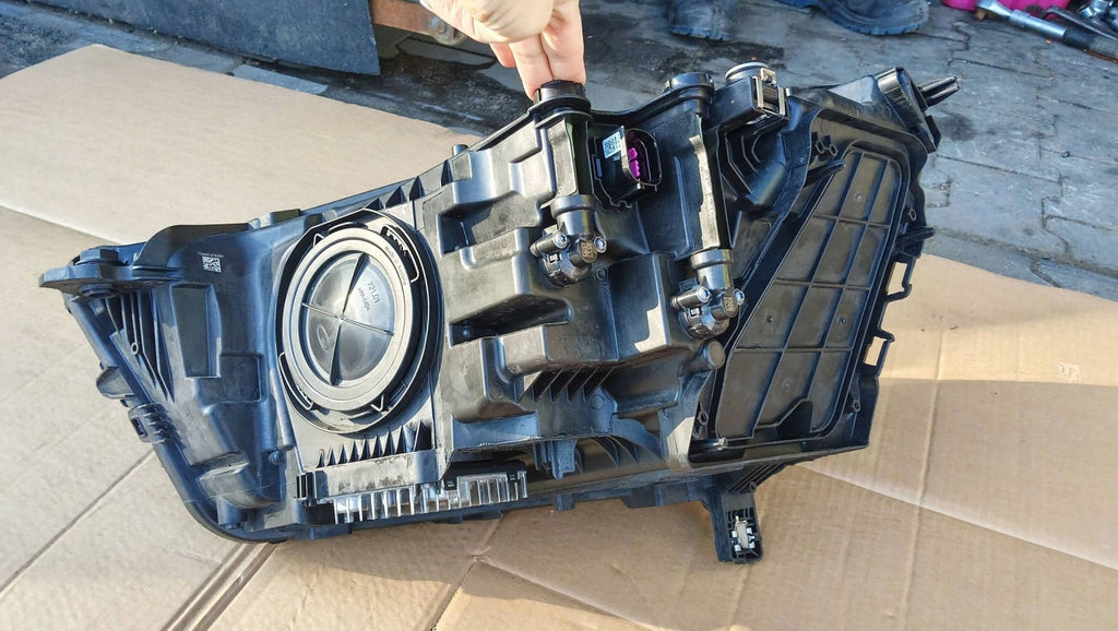 Frontscheinwerfer Audi Q3 83A941012 LED Rechts Scheinwerfer Headlight SCH7089143503ia