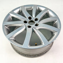 Laden Sie das Bild in den Galerie-Viewer, 4x Alufelge 18 Zoll 8.0&quot; 5x112 47ET Glanz Silber 8K0601025 Audi A4 Rim Wheel