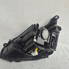 Laden Sie das Bild in den Galerie-Viewer, Frontscheinwerfer Mercedes-Benz W213 A2139069608 Full LED Rechts Headlight SCH2660750297vy