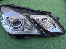 Load image into Gallery viewer, Frontscheinwerfer Mercedes-Benz W212 A2128202059 Bi-Xenon Rechts Headlight SCH8988074425ui