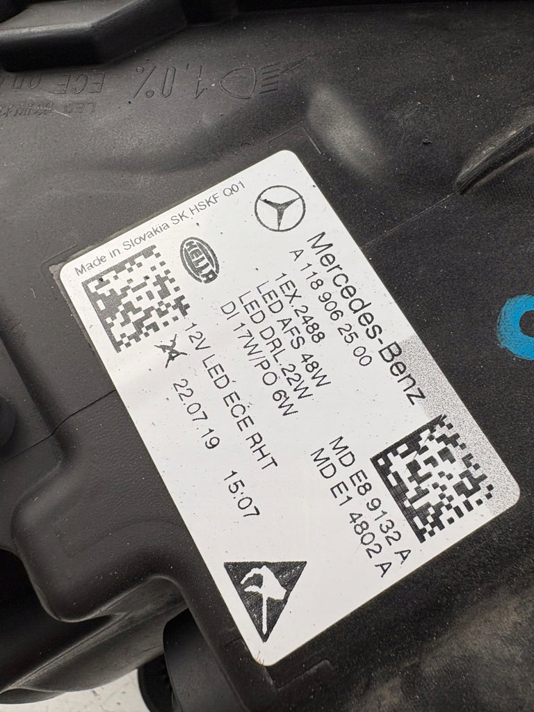 Frontscheinwerfer Mercedes-Benz Cla C118 A1189062500 LED Links Headlight SCH6277696303jd