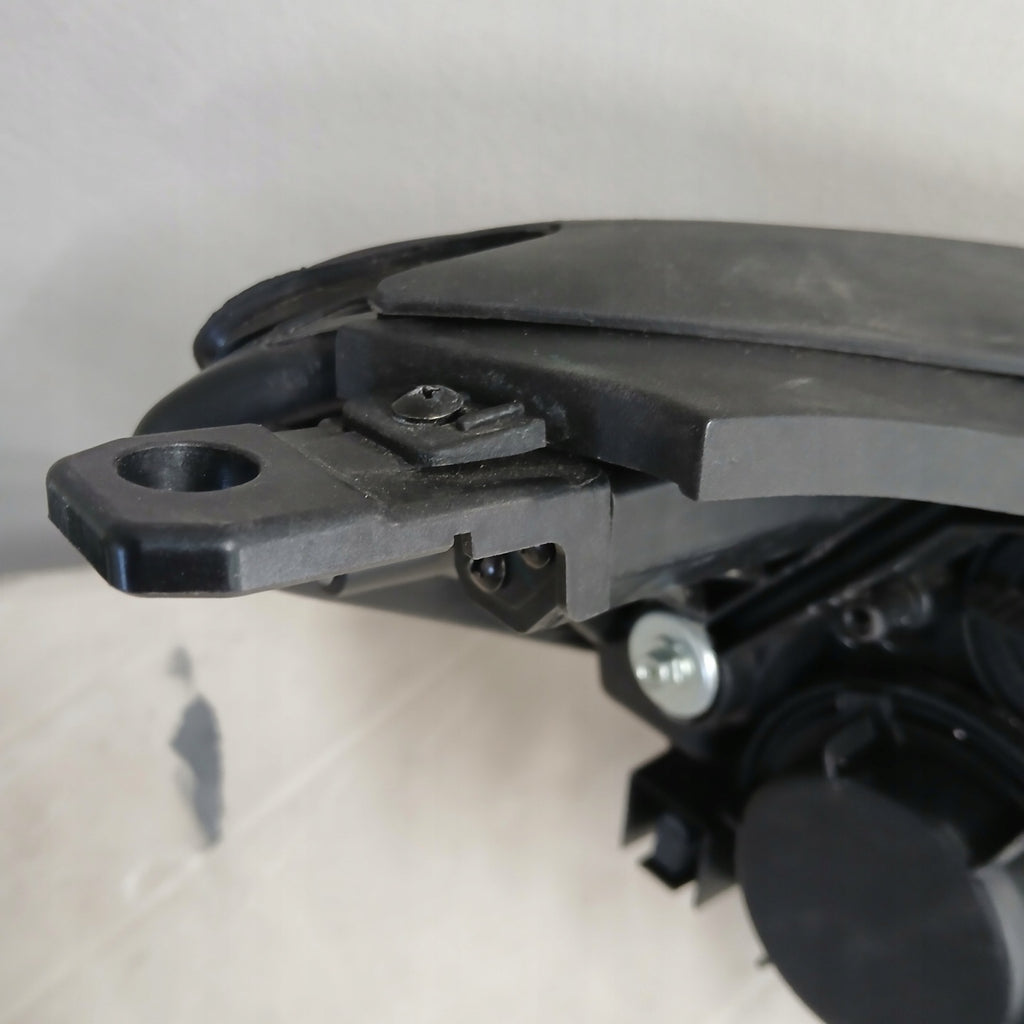 Frontscheinwerfer Hyundai Tucson Links Scheinwerfer Headlight SCH6470022891ae