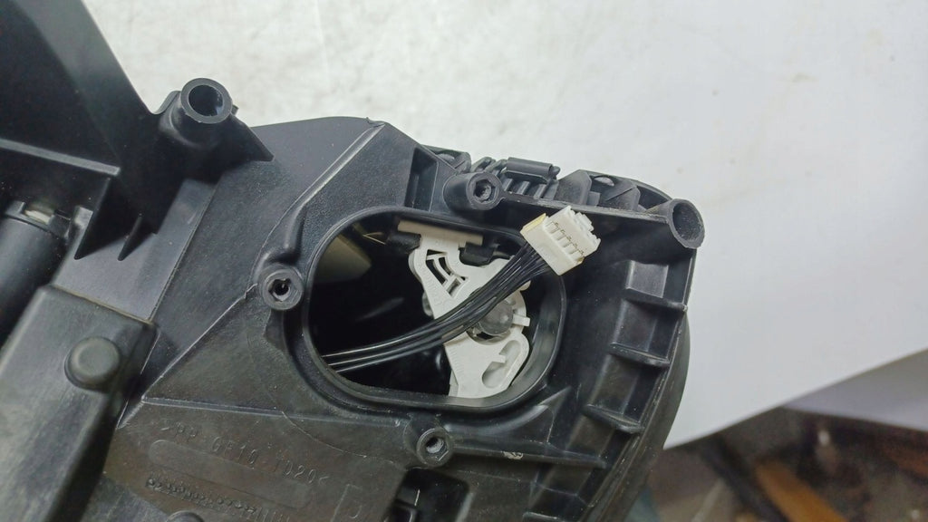 Frontscheinwerfer Mercedes-Benz W205 A2059069801MERC Rechts Headlight SCH8549075096mz