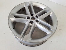 Laden Sie das Bild in den Galerie-Viewer, 1x Alufelge 19 Zoll 7.5" 5x105 38ET Opel Astra K Rim Wheel FEL6923978887as