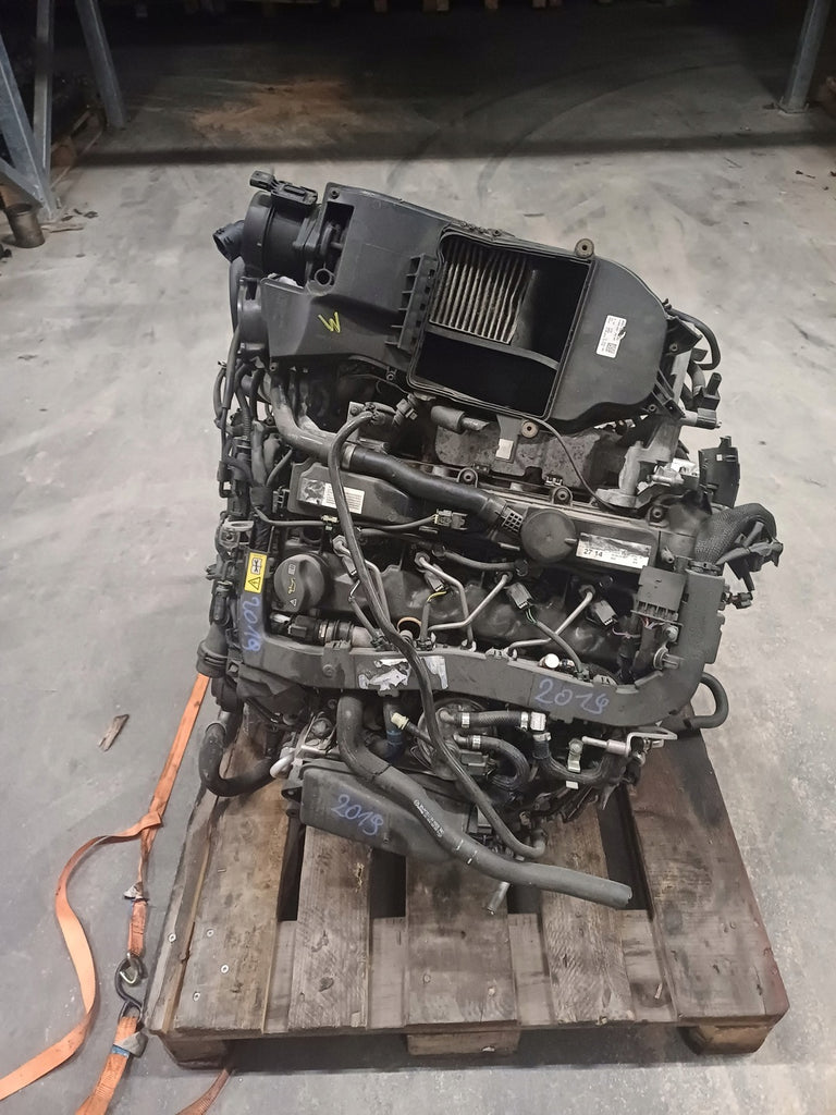 Motor Mercedes-Benz 651924 2.2 CDI 96TKm 2014 Diesel Engine Komplett
