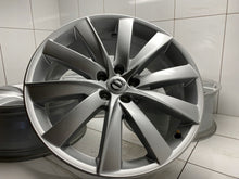 Laden Sie das Bild in den Galerie-Viewer, 4x Alufelge 19 Zoll 8.0" 5x108 42 5ET Glanz Silber 31362276 Volvo I Rim Wheel FEL7613079255xs