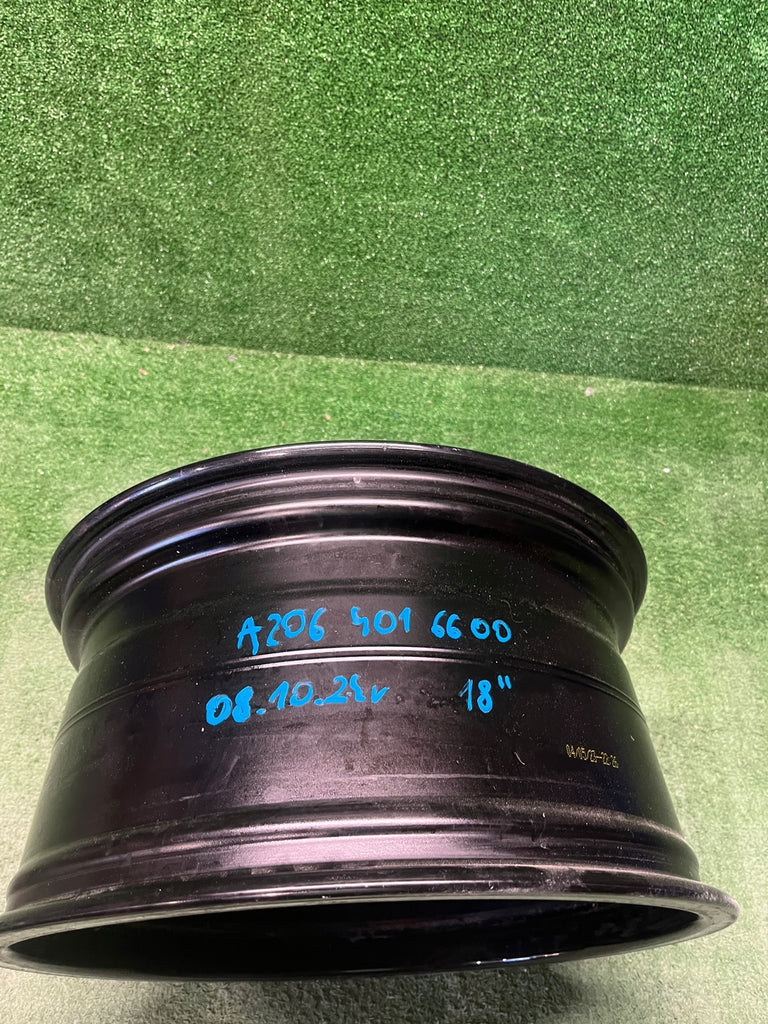 1x Alufelge 18 Zoll 8.0" 5x112 58ET A2064016600 Mercedes-Benz W206 Rim Wheel