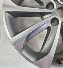 Load image into Gallery viewer, 1x Alufelge 18 Zoll 6.5&quot; 5x114.3 40ET JD18AMB73 Nissan X-Trail I Qashqai J10