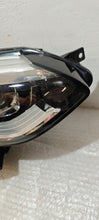 Laden Sie das Bild in den Galerie-Viewer, Frontscheinwerfer Renault Megane IV 260102555R LED Rechts Scheinwerfer Headlight