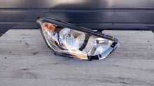 Load image into Gallery viewer, Frontscheinwerfer Hyundai I20 92101C8200 LED Rechts Scheinwerfer Headlight