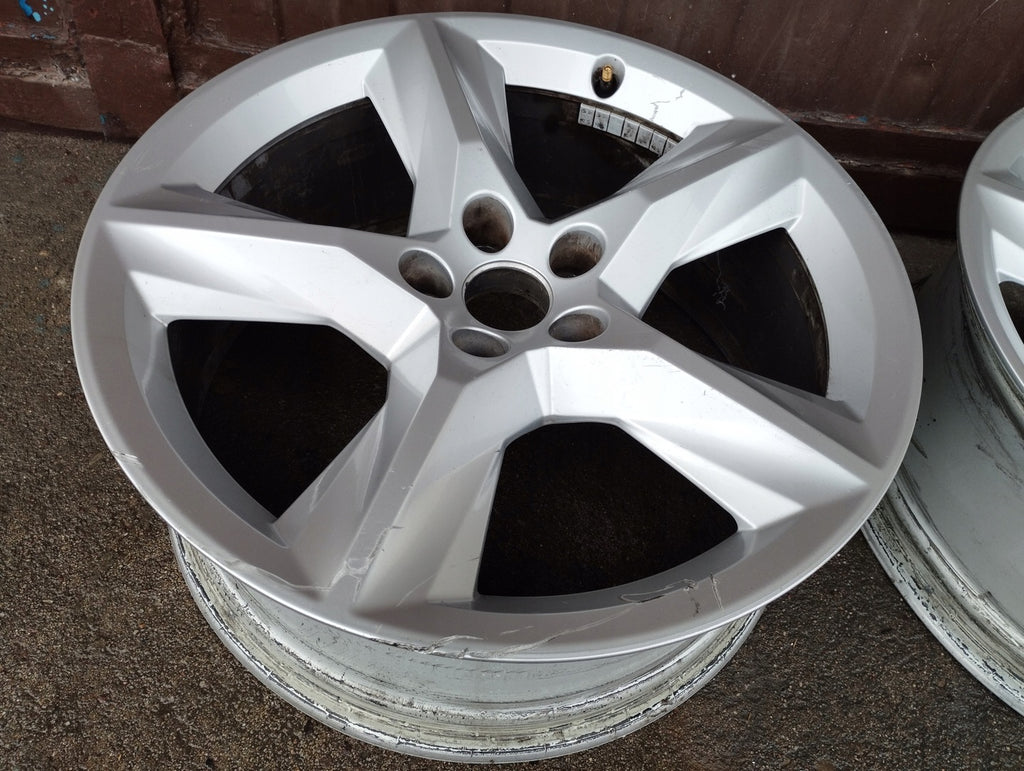 1x Alufelge 19 Zoll 8.0" 5x112 28ET Glanz Silber 4M0601025 Audi Q7 Rim Wheel