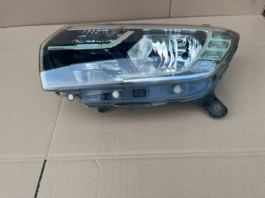 Frontscheinwerfer Dacia Sandero II 90114430 LED Links Scheinwerfer Headlight