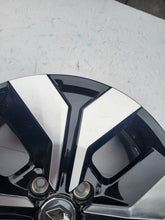 Load image into Gallery viewer, 1x Alufelge 16 Zoll 6.5" 4x100 45ET Glanz Schwarz 403006547R Dacia Sandero I FEL2139115109qr