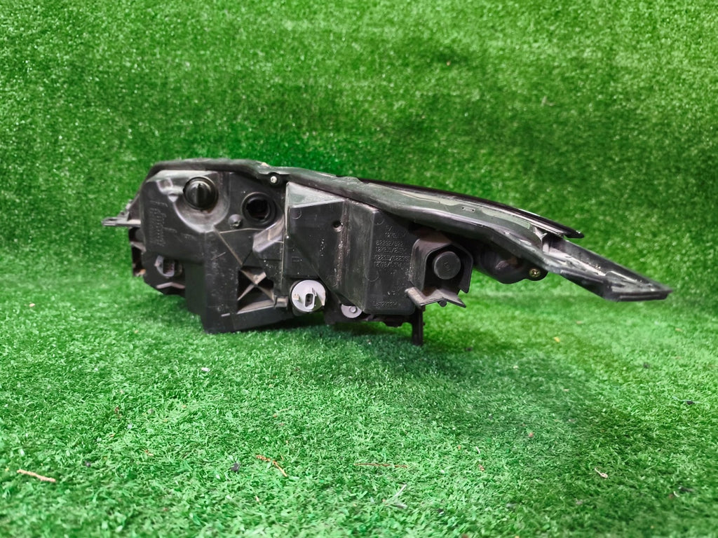 Frontscheinwerfer Honda Hrv Hr-V Rechts Scheinwerfer Headlight SCH2764892020bg