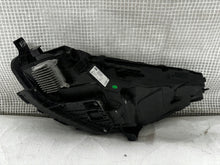 Laden Sie das Bild in den Galerie-Viewer, Frontscheinwerfer Tesla 3 Y 1514953-00-D Rechts Scheinwerfer Headlight