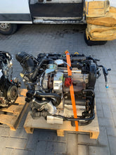 Load image into Gallery viewer, Motor Skoda VW DFGA DFEA DFGC DFGB DFEB 2.0 TDI 129TKm Diesel Engine Komplett