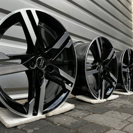 4x Alufelge 18 Zoll 8.0