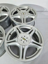 Laden Sie das Bild in den Galerie-Viewer, 4x Alufelge 16 Zoll 7.5" 5x120 38ET Glanz Silber 6855101 BMW 4 Rim Wheel FEL8211394351oe