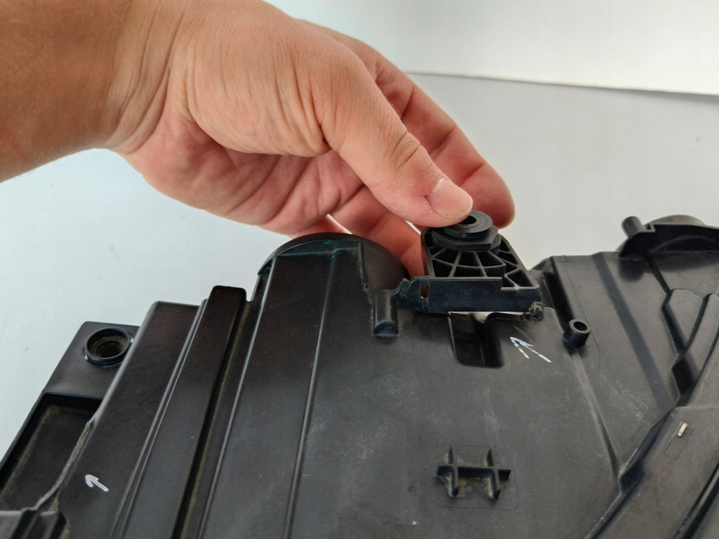 Frontscheinwerfer Seat Ateca 576941031B Full LED Ein Stück (Rechts oder Links) SCH9235275889ag