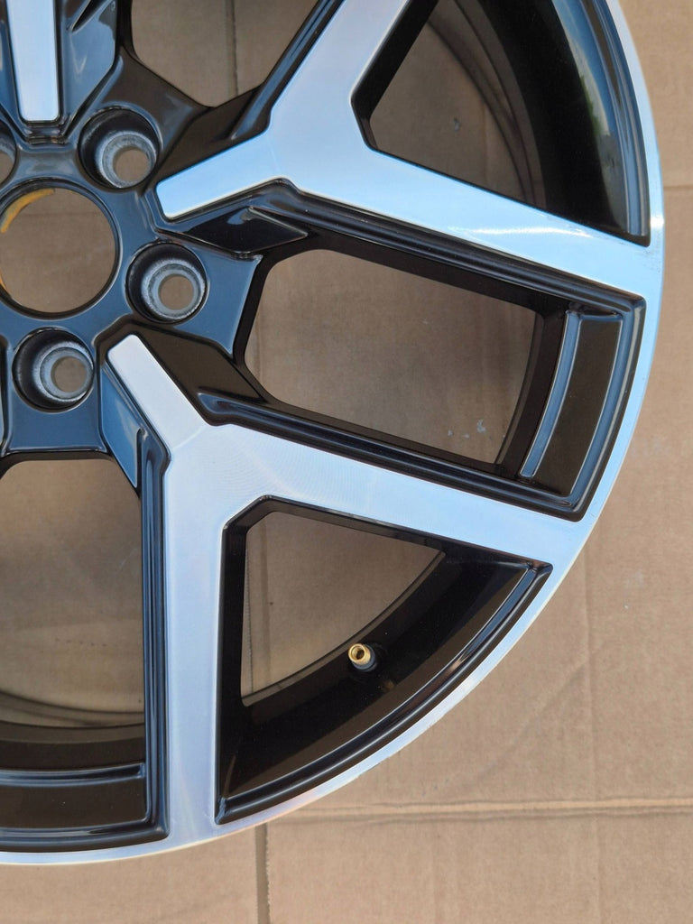 1x Alufelge 18 Zoll 7.0" 5x100 6F9601025B Seat Arona Rim Wheel FEL6300403679cu
