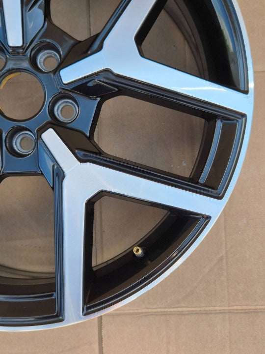 1x Alufelge 18 Zoll 7.0" 5x100 6F9601025B Seat Arona Rim Wheel FEL6300403679cu