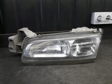 Laden Sie das Bild in den Galerie-Viewer, Frontscheinwerfer Mazda 626 Ge Links Scheinwerfer Headlight